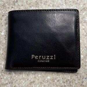 Peruzzi Men’s Wallet Genuine Leather Florence Excellent like new condition.